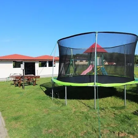 Single-storey House With 1 Bedroom, Nyaraló